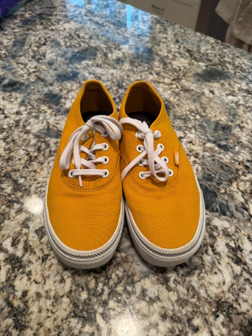 Vans Women's Canvas Sneakers in Mustard Yellow Size 6